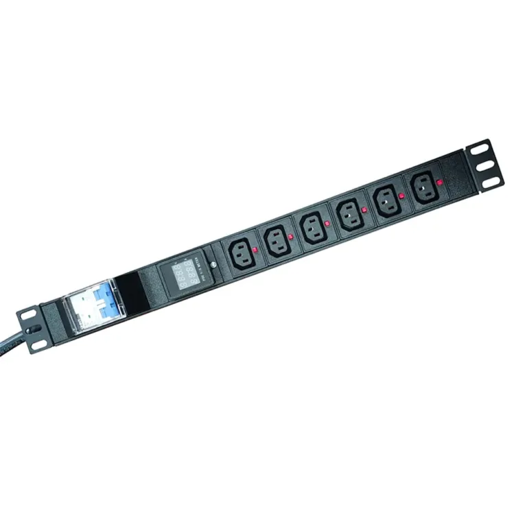 Guide to Choosing the Right 30 Amp 3 Phase PDU